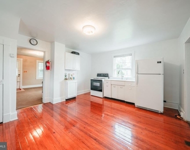 30 S Calhoun Street - Photo Thumbnail 16