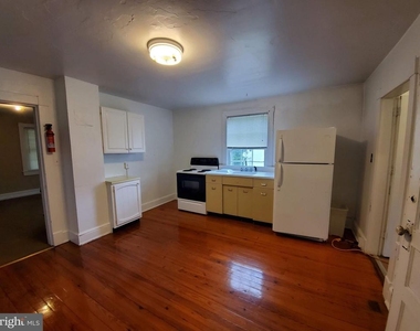 30 S Calhoun Street - Photo Thumbnail 15