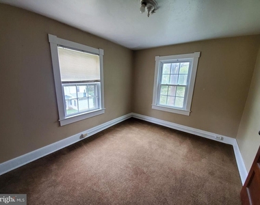 30 S Calhoun Street - Photo Thumbnail 24
