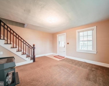 30 S Calhoun Street - Photo Thumbnail 12