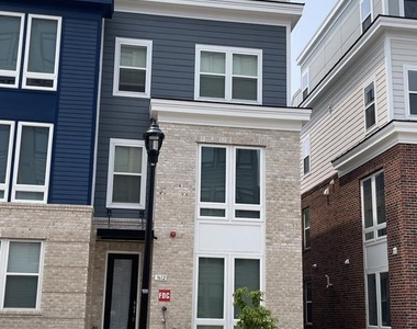 3612 Farr Avenue - Photo Thumbnail 34