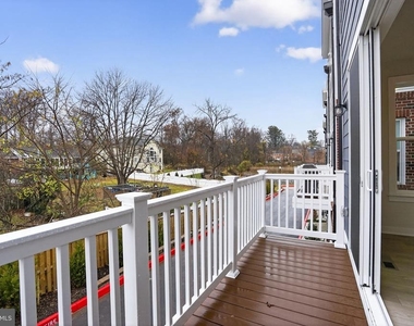 3612 Farr Avenue - Photo Thumbnail 29