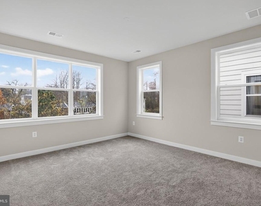 3612 Farr Avenue - Photo Thumbnail 17