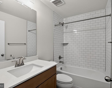 3612 Farr Avenue - Photo Thumbnail 3
