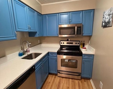 218 Moore Drive - Photo Thumbnail 8