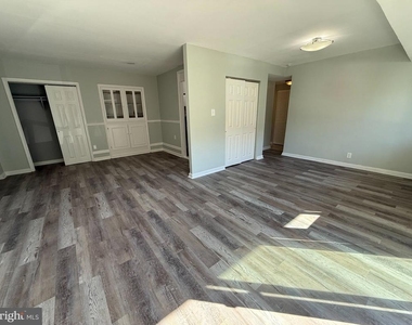 5831 Quantrell Avenue - Photo Thumbnail 9