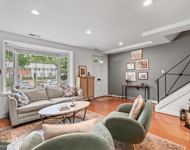 3908 Keller Avenue - Photo Thumbnail 2