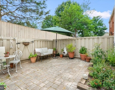 3908 Keller Avenue - Photo Thumbnail 23