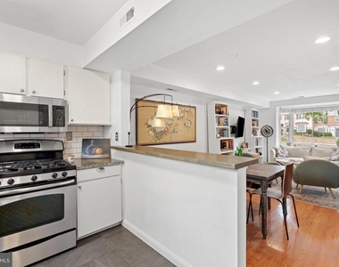 3908 Keller Avenue - Photo Thumbnail 9