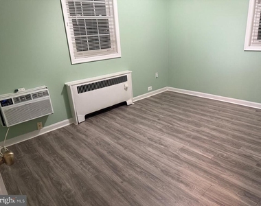 4316 N Pershing Drive - Photo Thumbnail 9