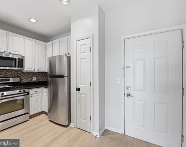 2301 25th Street S - Photo Thumbnail 5