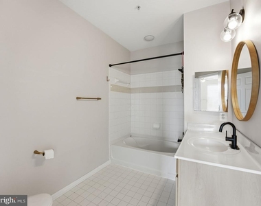 2301 25th Street S - Photo Thumbnail 11