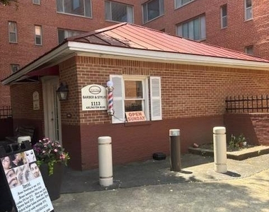 1021 Arlington Boulevard - Photo Thumbnail 38