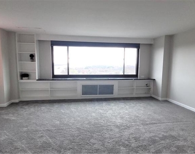 1021 Arlington Boulevard - Photo Thumbnail 10