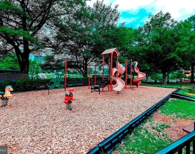 1021 Arlington Boulevard - Photo Thumbnail 32
