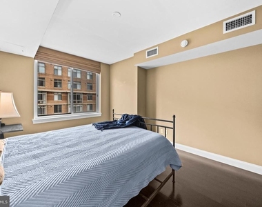 1020 N Highland Street - Photo Thumbnail 20