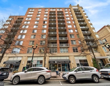 1020 N Highland Street - Photo Thumbnail 1