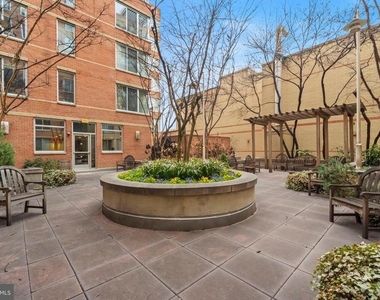 1020 N Highland Street - Photo Thumbnail 35