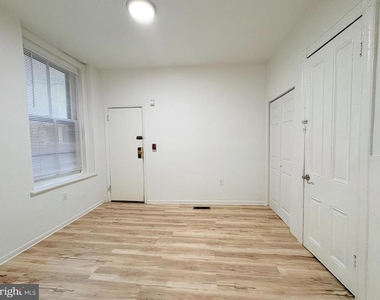 1904 Fairmount Avenue - Photo Thumbnail 12