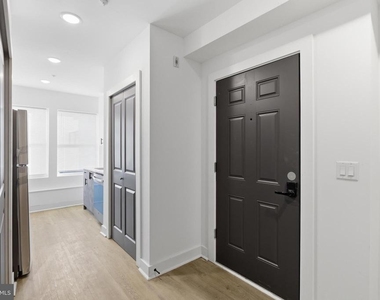 630 W Cumberland Street - Photo Thumbnail 3