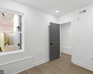 630 W Cumberland Street - Photo Thumbnail 10