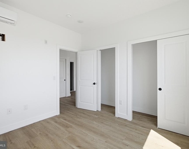 613 N Brooklyn Street - Photo Thumbnail 7