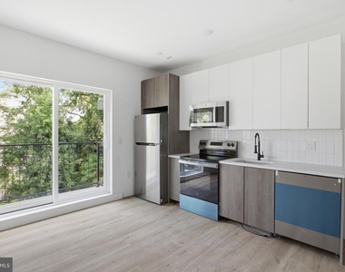 613 N Brooklyn Street - Photo Thumbnail 5