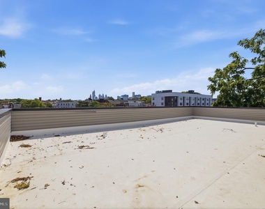 613 N Brooklyn Street - Photo Thumbnail 10