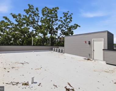 613 N Brooklyn Street - Photo Thumbnail 11