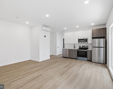 613 N Brooklyn Street - Photo Thumbnail 1