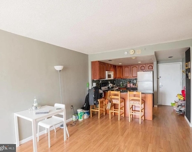 2001 Hamilton Street - Photo Thumbnail 1