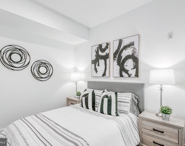 1524 South Street - Photo Thumbnail 7