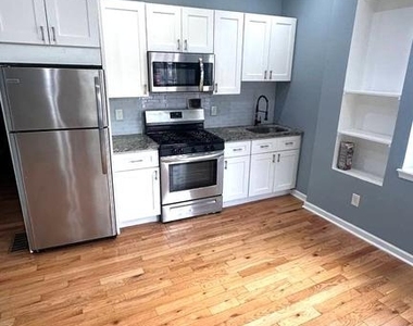 5578 Ludlow Street - Photo Thumbnail 4