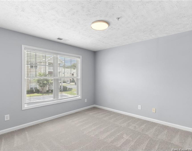 3340 Harbour Pointe Place - Photo Thumbnail 17