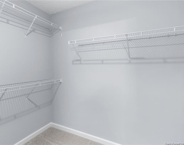 3340 Harbour Pointe Place - Photo Thumbnail 15