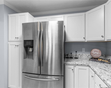 3340 Harbour Pointe Place - Photo Thumbnail 2