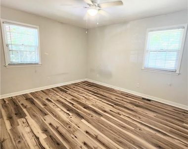 1512 Atwick Drive - Photo Thumbnail 12