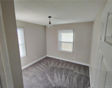 515 Farmview Drive - Photo Thumbnail 12