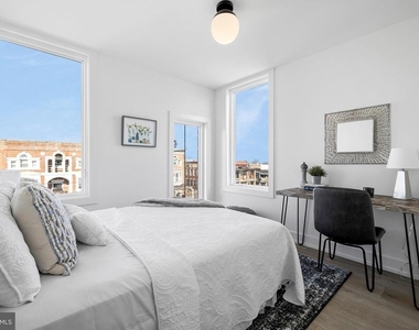 5200 Chester Avenue - Photo Thumbnail 14
