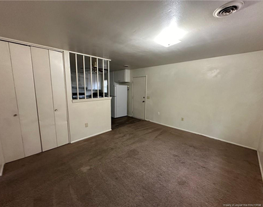 613 Kellam Circle - Photo Thumbnail 3