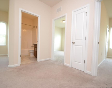 1127 Brightskies Street - Photo Thumbnail 33