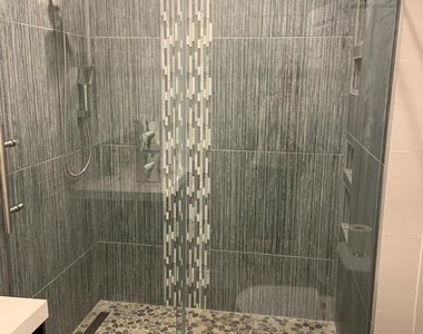 527 S 20th Street - Photo Thumbnail 5