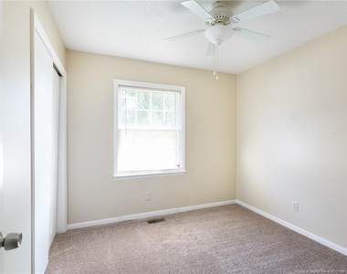 3249 Glenmore Drive - Photo Thumbnail 12