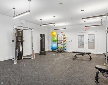1731 Tilghman Street - Photo Thumbnail 18