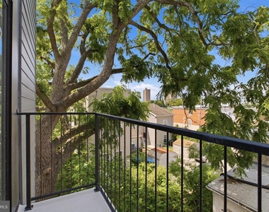 613 N Brooklyn Street - Photo Thumbnail 5