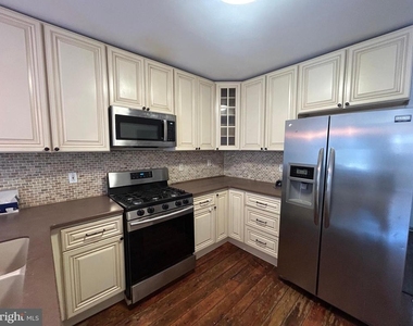 748 S Harshaw Street - Photo Thumbnail 9