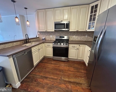748 S Harshaw Street - Photo Thumbnail 6