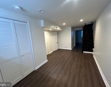 748 S Harshaw Street - Photo Thumbnail 17