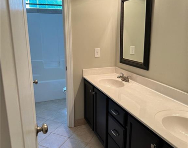 2116 Rock Avenue - Photo Thumbnail 10