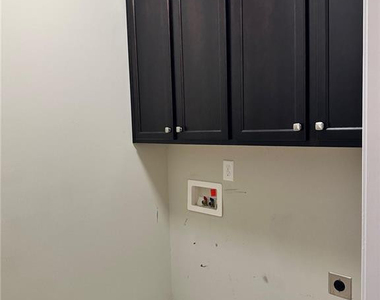 2116 Rock Avenue - Photo Thumbnail 9